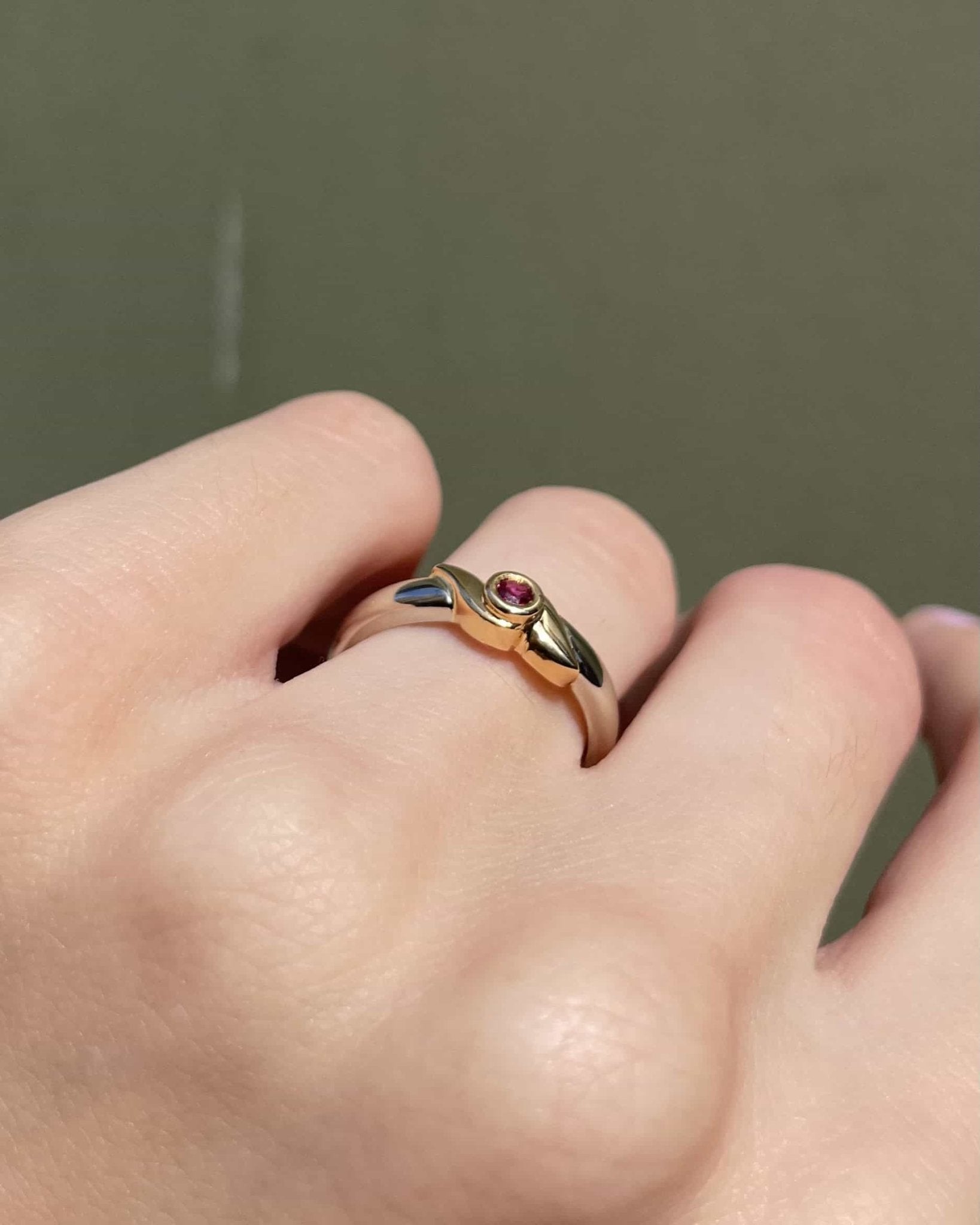 Bague Jonc Rubis deux ors "Sophie" - Elliade Paris