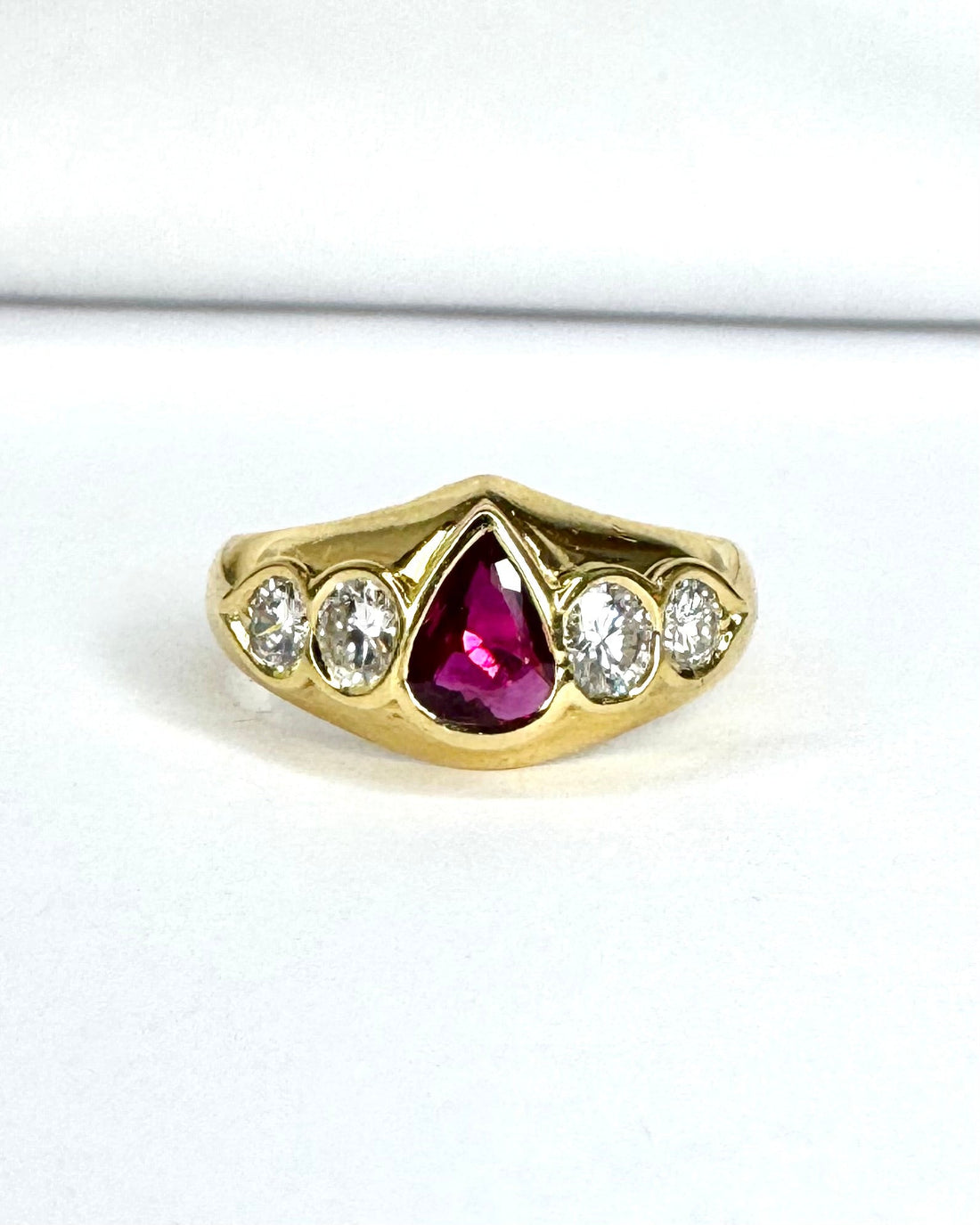 Bague Jonc Rubis, Diamants 0.55 carat &amp; or 6,39g "Clarisse" - Elliade Paris