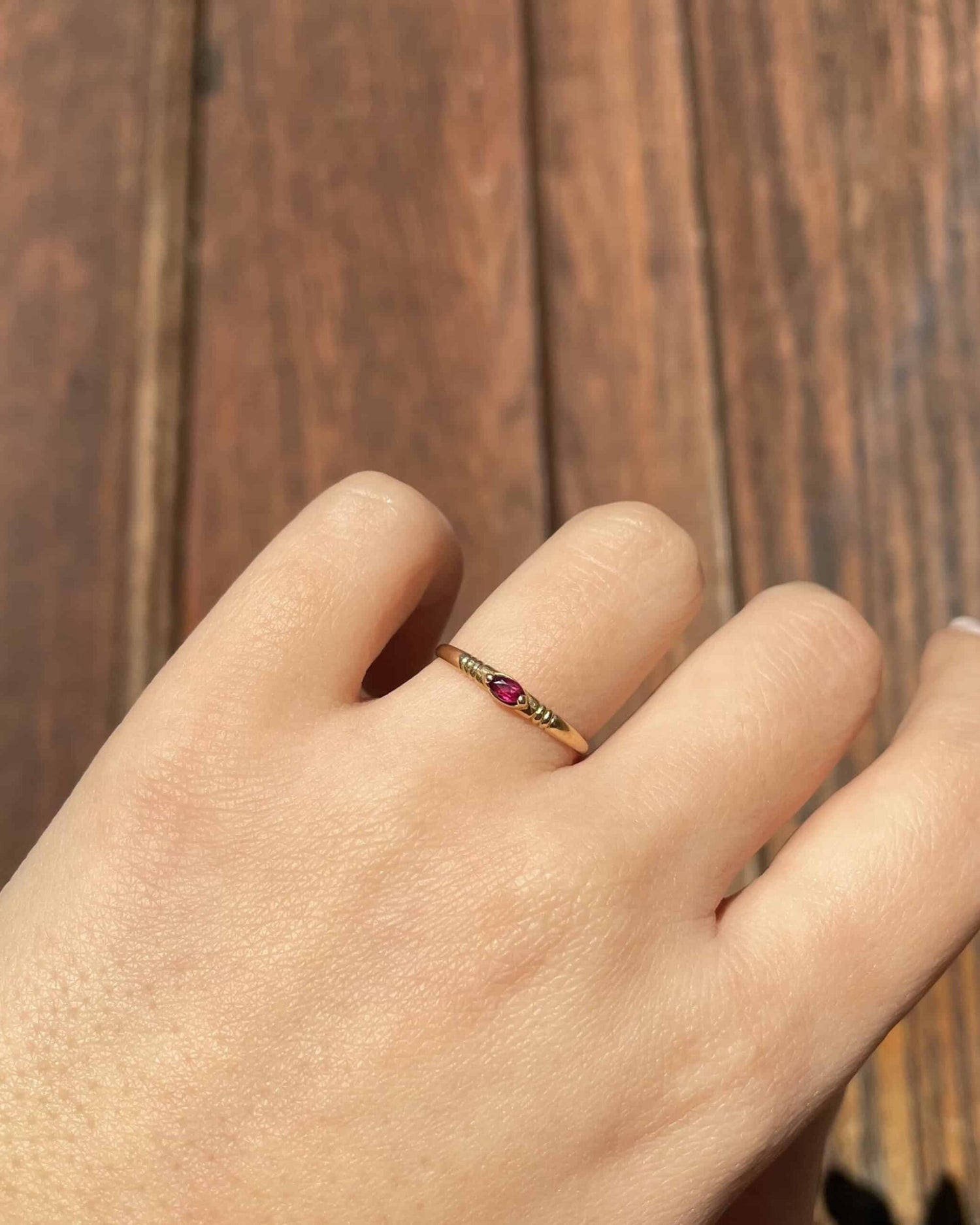 Bague Vintage Jonc Rubis &quot;Sheryll&quot;