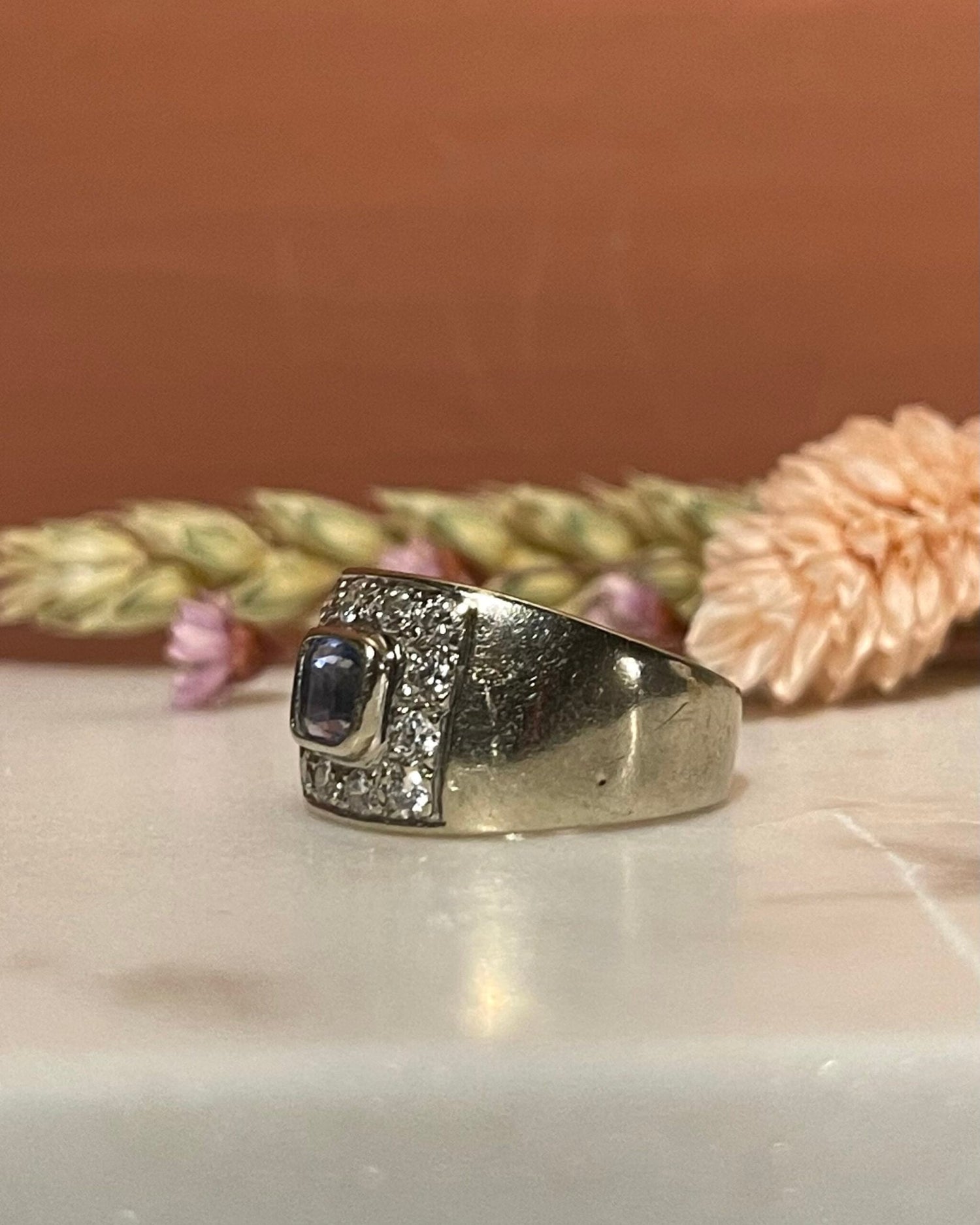 Bague Jonc Saphir 1 Carat et Diamants &quot;Rym&quot; - Elliade Paris