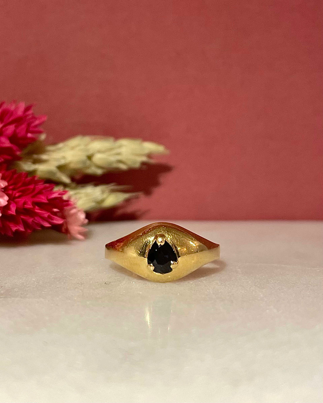 Bague Vintage Jonc Saphir Goutte &quot;Mallomé&quot;