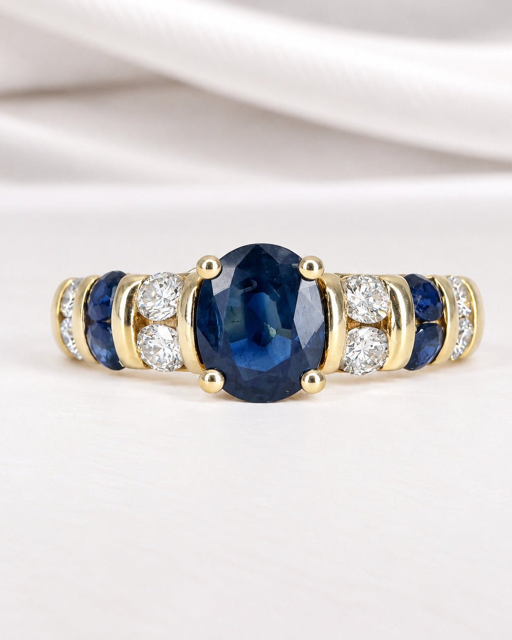 Bague Jonc Saphirs 1.43 carat &amp; Diamants 0.38 carat 4.47g "Coraline" - Elliade Paris