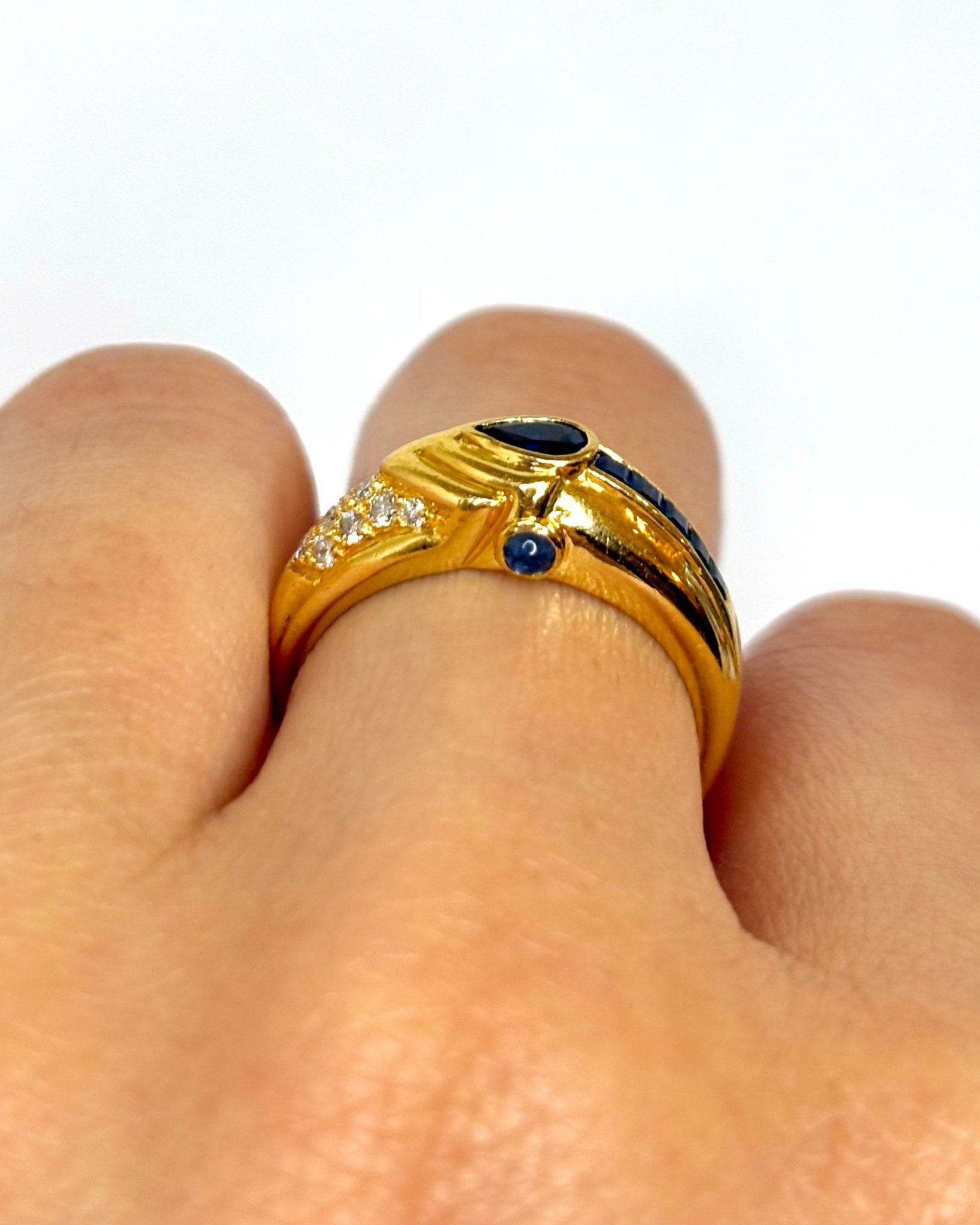 Bague Jonc Saphirs &amp; Diamants "Gloria" - Elliade Paris