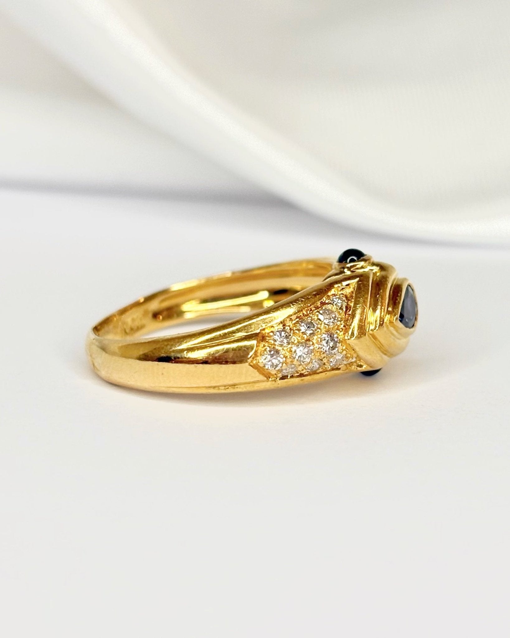 Bague Jonc Saphirs &amp; Diamants "Gloria" - Elliade Paris