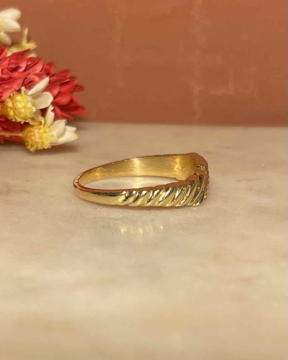 &quot;Muriel&quot; Twisted Diamond Bangle Ring
