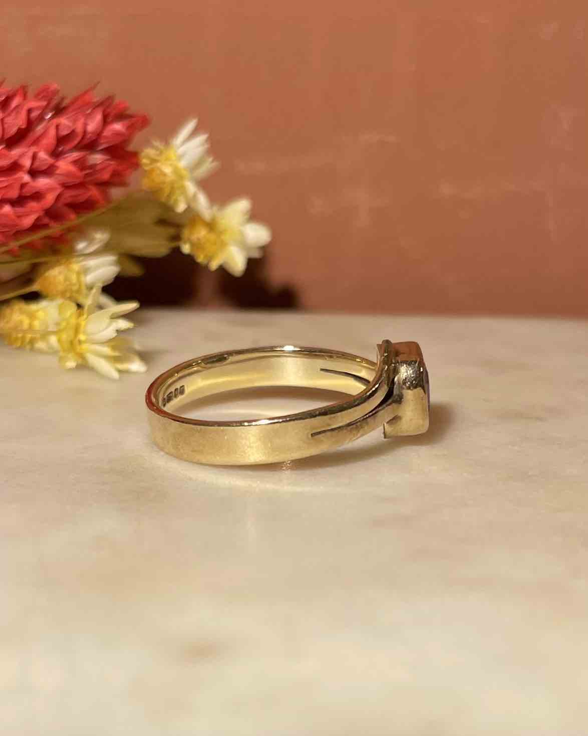 Anillo brazalete "Maud" de tanzanita de 1 quilate