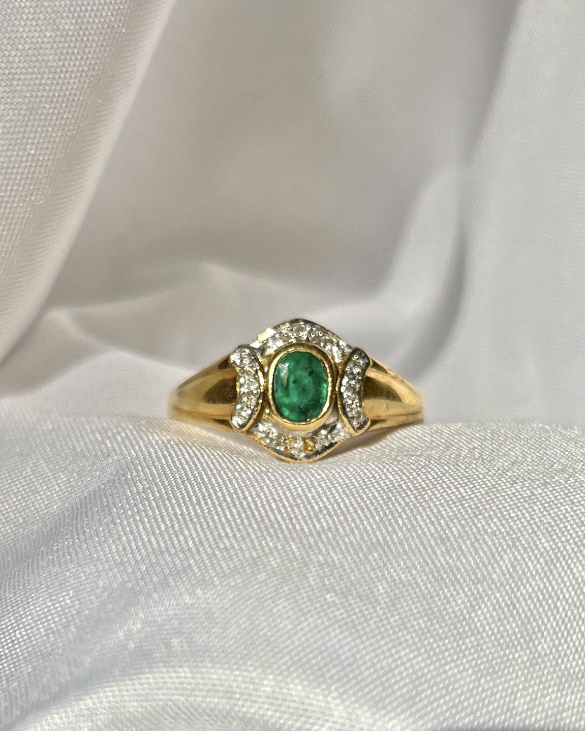 Bague Jonc émeraude &amp; diamants "Margaux" - Elliade Paris