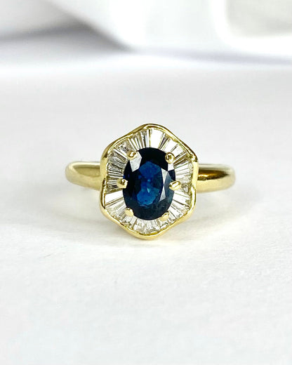 Bague Jupon Saphir 1 carat &amp; Diamants Baguette 0.50 carat "Mélinda" - Elliade Paris