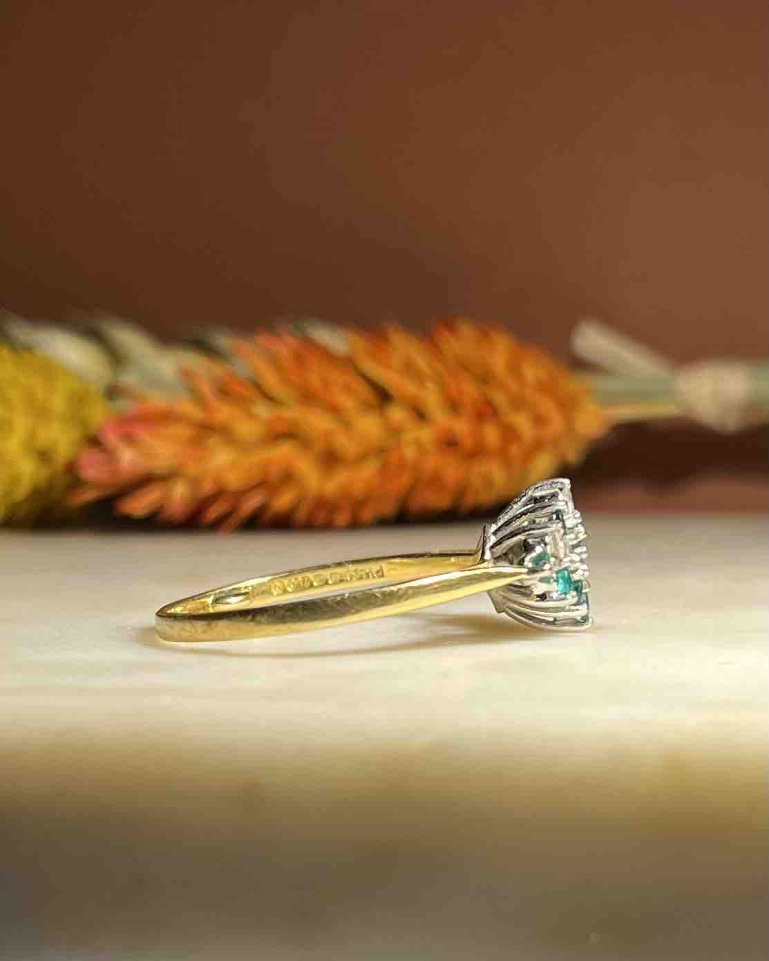 Bague Losange émeraudes &amp; diamants "Janis" - Elliade Paris