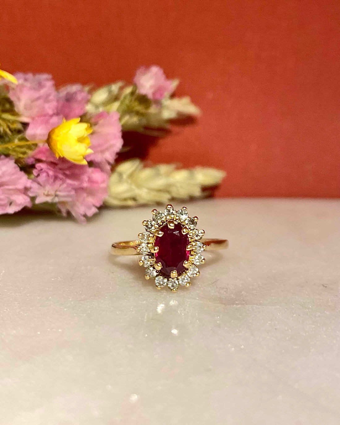 Bague Marguerite Rubis 0.90 carat & 16 Diamants "Amanda"