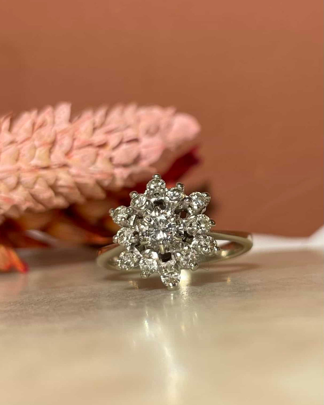 Bague Marguerite 13 Diamants 0.50 Carat &quot;Azamée&quot; - Elliade Paris