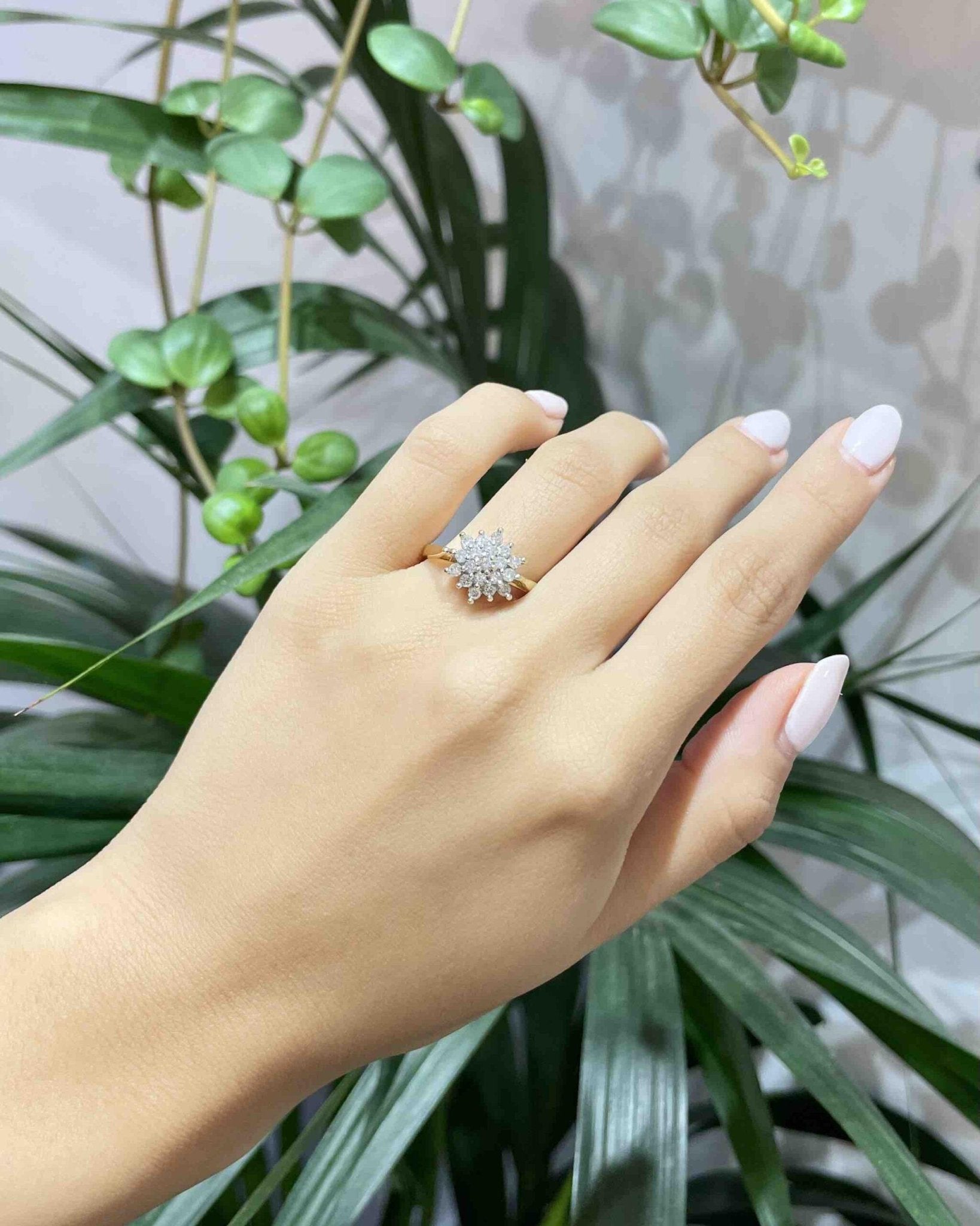 Bague Marguerite 19 Diamants "Addie" - Elliade Paris
