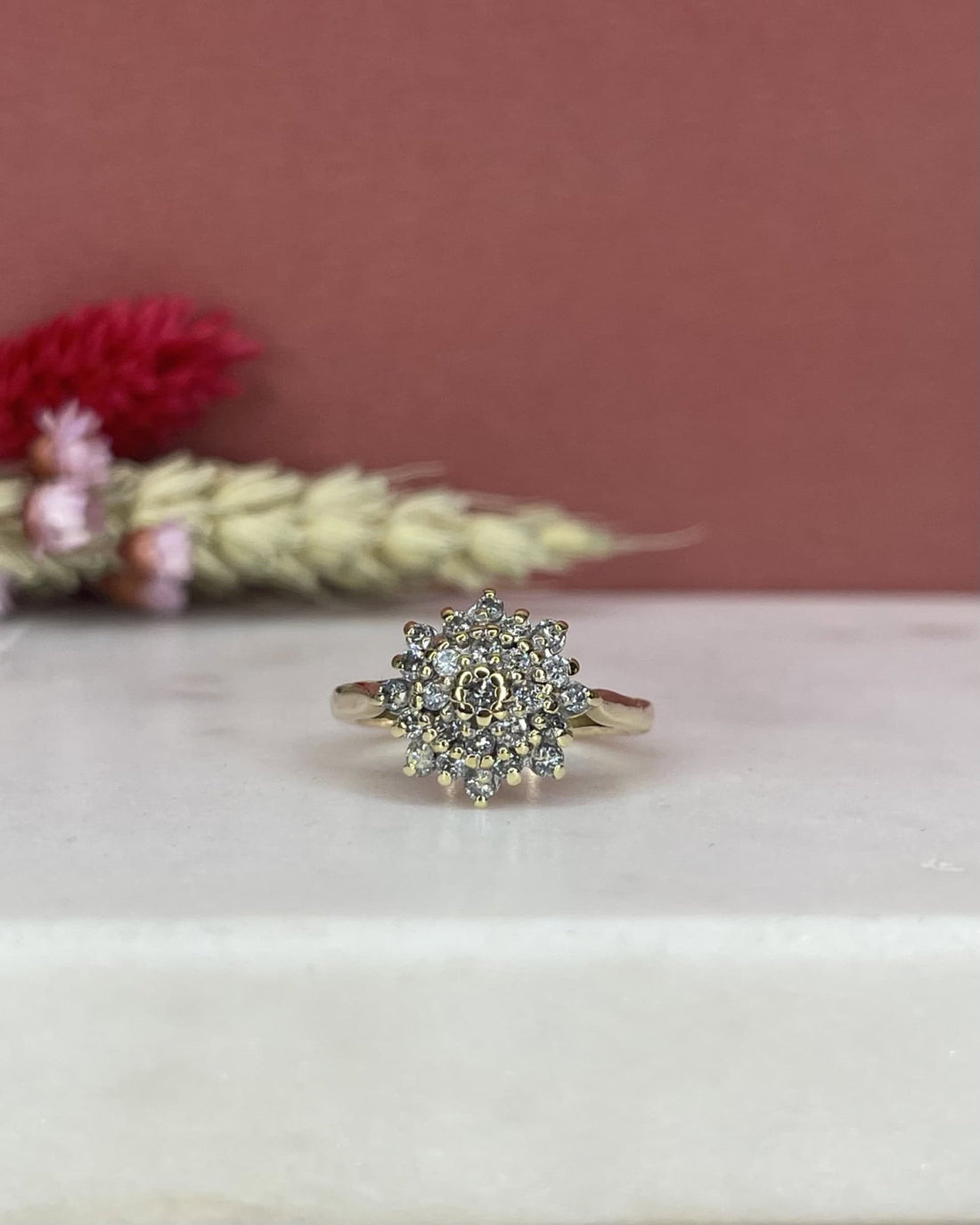 Bague Marguerite 25 Diamants 0.76 Carat &quot;April&quot; - Elliade Paris