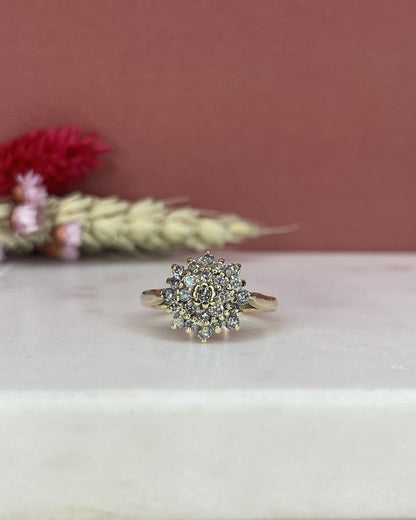 Bague Marguerite 25 Diamants 0.76 Carat &quot;April&quot; - Elliade Paris