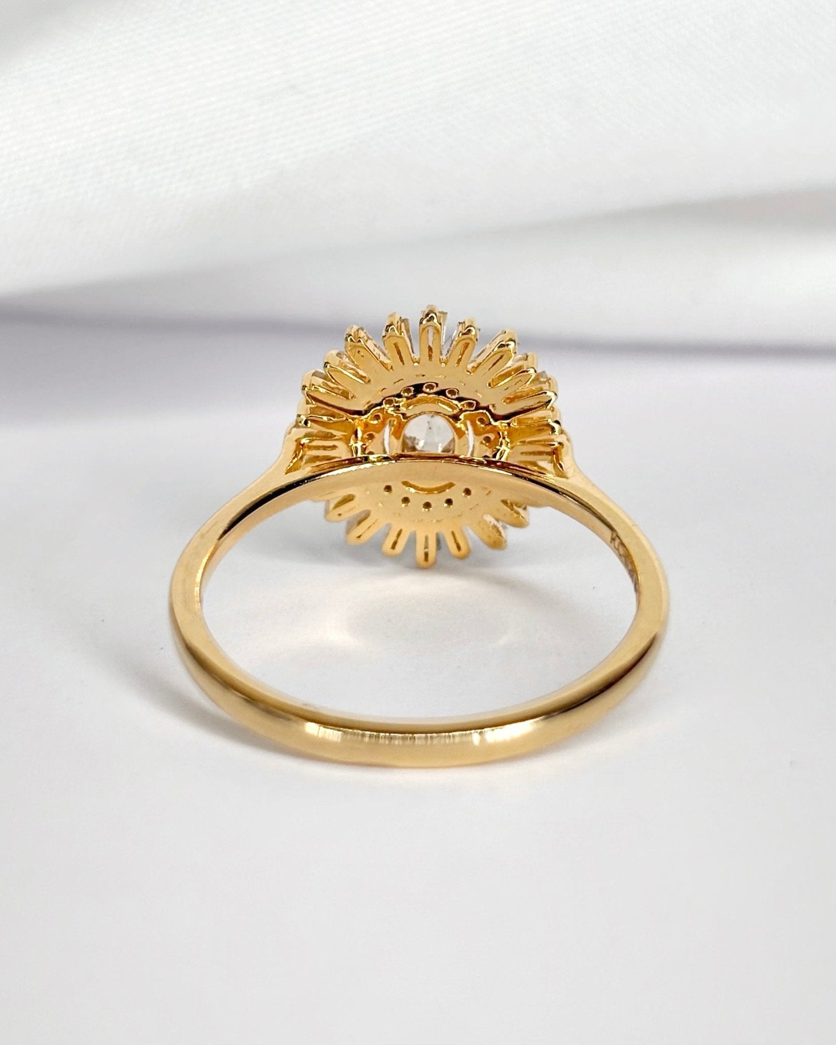 Bague Marguerite 43 Diamants 0.59 carat "Priya" - Elliade Paris