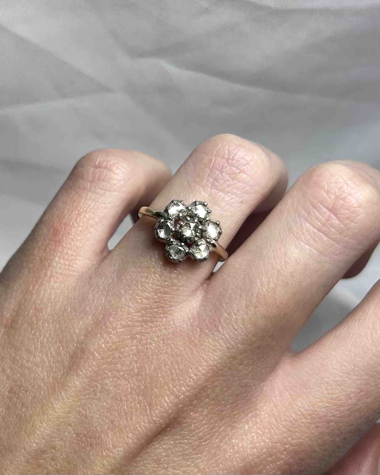 Bague Marguerite 7 Diamants Taille Rose &quot;Charlaine&quot; - Elliade Paris