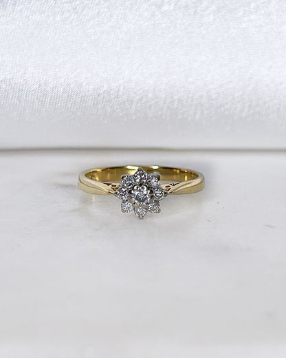 Bague Marguerite 9 Diamants &quot;Myloryn&quot; - Elliade Paris