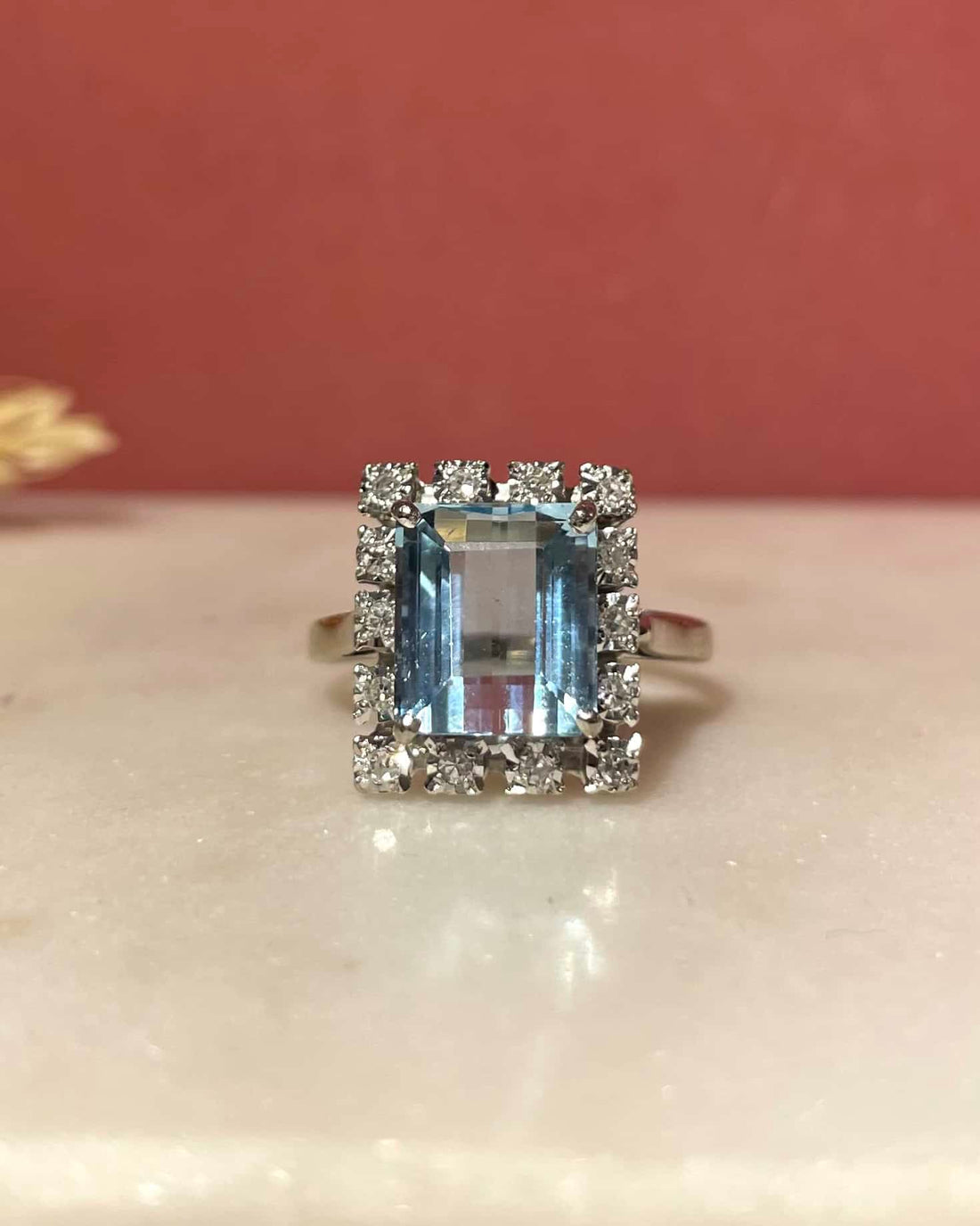 Bague Marguerite Aigue - Marine 3.45 carats & Diamants "Roxane" - Elliade Paris