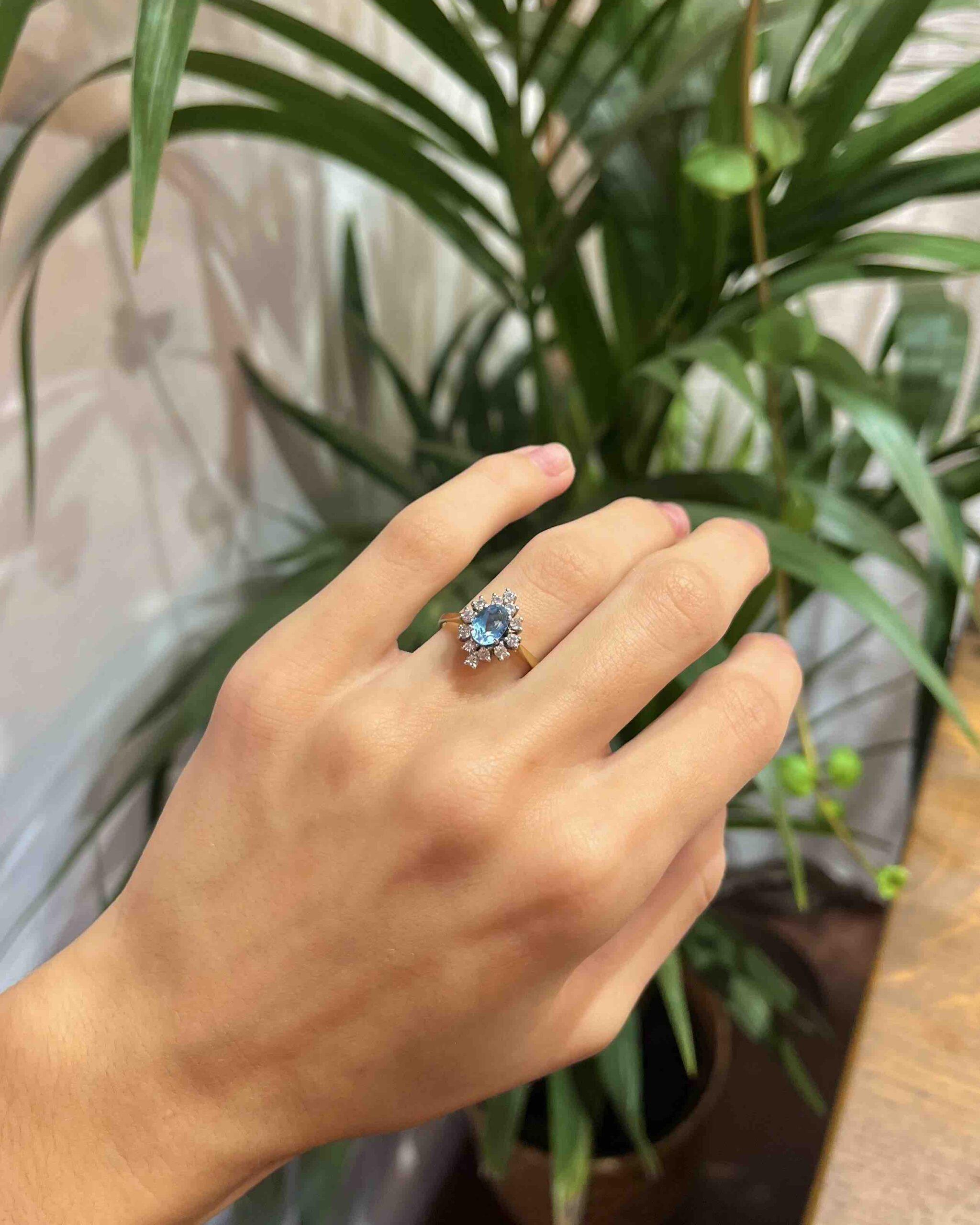 Bague Marguerite Aigue-Marine et Diamants "Aude" - Elliade Paris