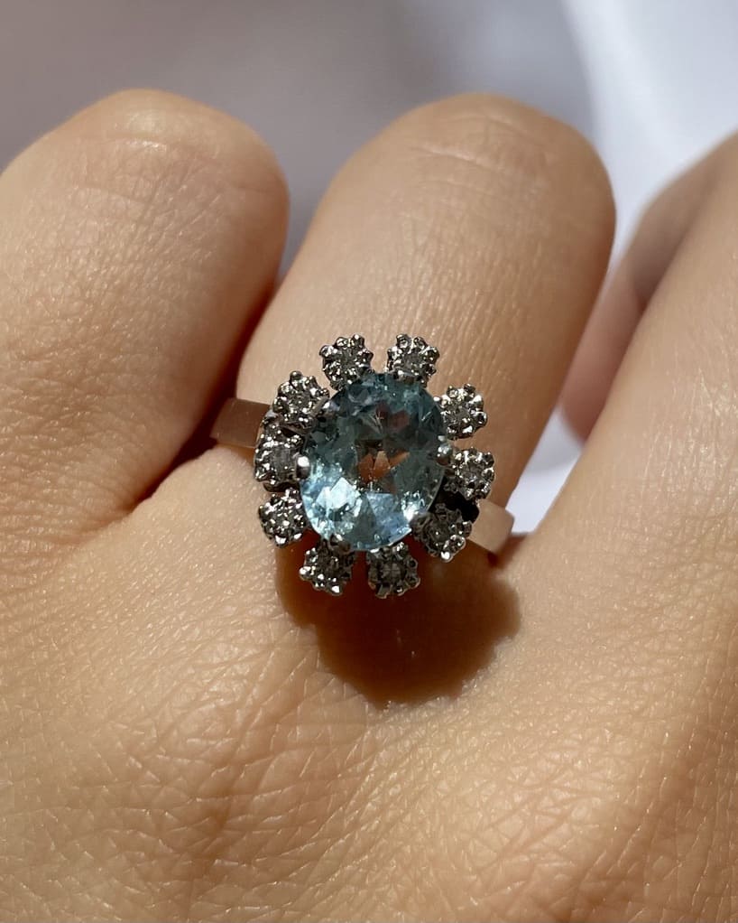 Bague Marguerite Aigue - Marine et Diamants "Amarine" - Elliade Paris