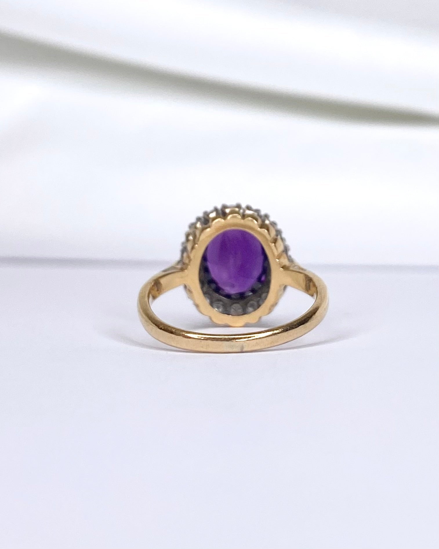 Bague Marguerite Améthyste 1.60 carat &amp; Diamants "Amelia" - Elliade Paris