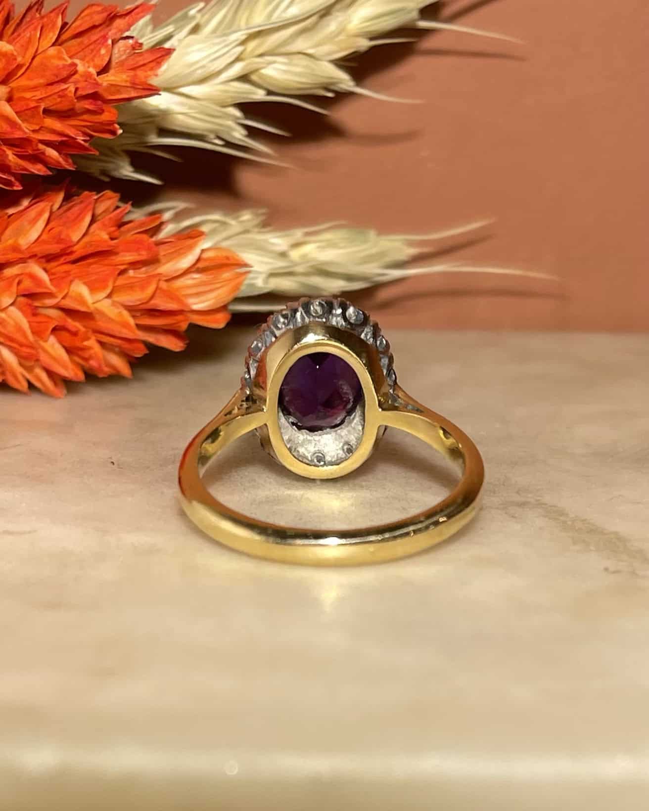 Bague Marguerite Améthyste 2.30 Carats &amp; 14 Diamants "Bloom" - Elliade Paris