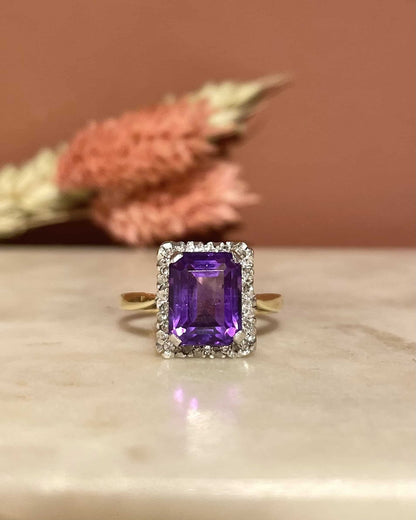Bague Marguerite Améthyste 2.35 carat &amp; Diamants &quot;Adriana&quot; - Elliade Paris