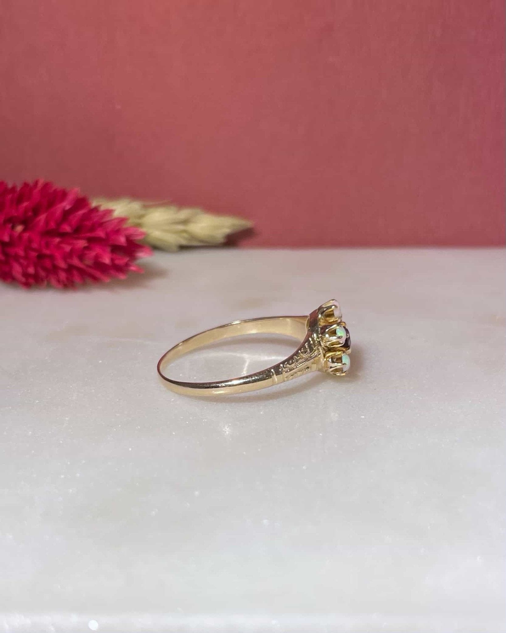 Bague Marguerite Améthyste &amp; Opales "Helena" - Elliade Paris