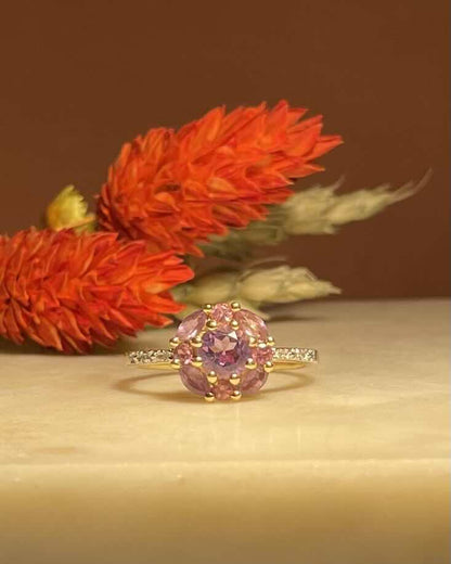 Bague Marguerite Améthystes 0,90 carat &amp; Diamants &quot;Julienne&quot; - Elliade Paris