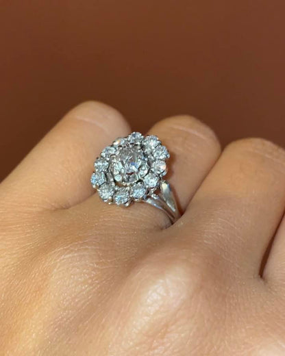 Bague Vintage Marguerite Diamants 1.05 carat au total &quot;Lina&quot;