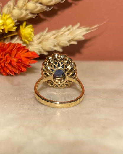 Anillo de zafiro margarita de 2,30 quilates y diamantes de 0,80 quilates &quot;Althéa&quot;