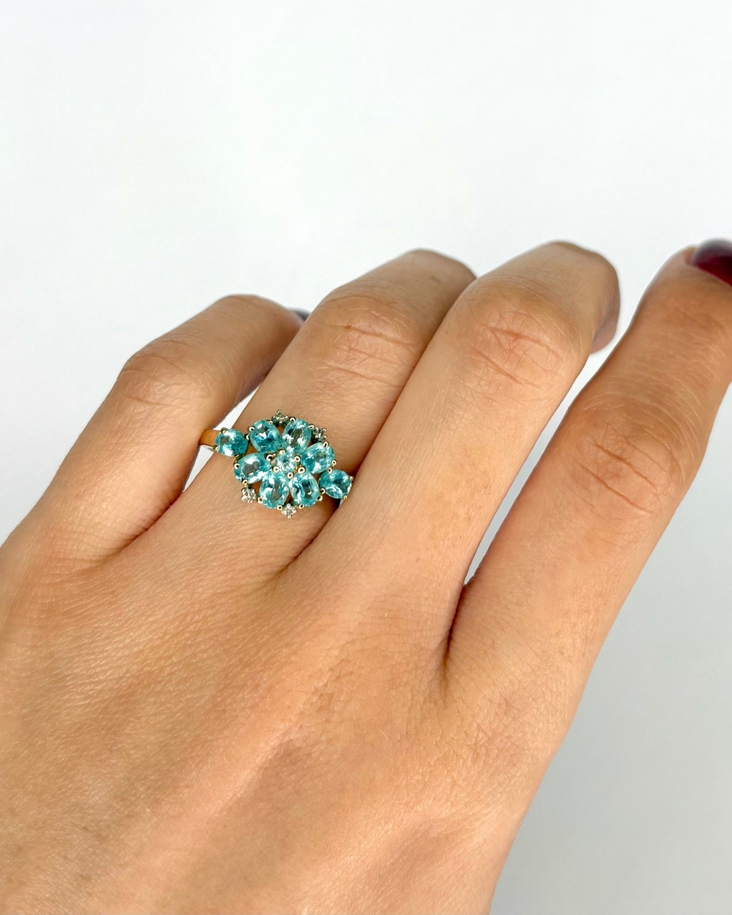 Bague Marguerite Apatites 1.65 carat &amp; Diamants "Rina" - Elliade Paris