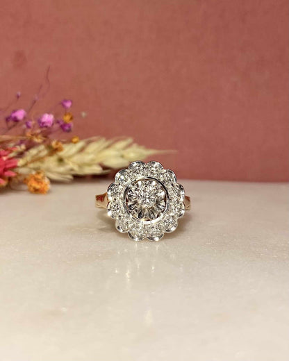 Bague Marguerite Art - Déco 13 Diamants 0.46 carat &quot;Chloé&quot; - Elliade Paris