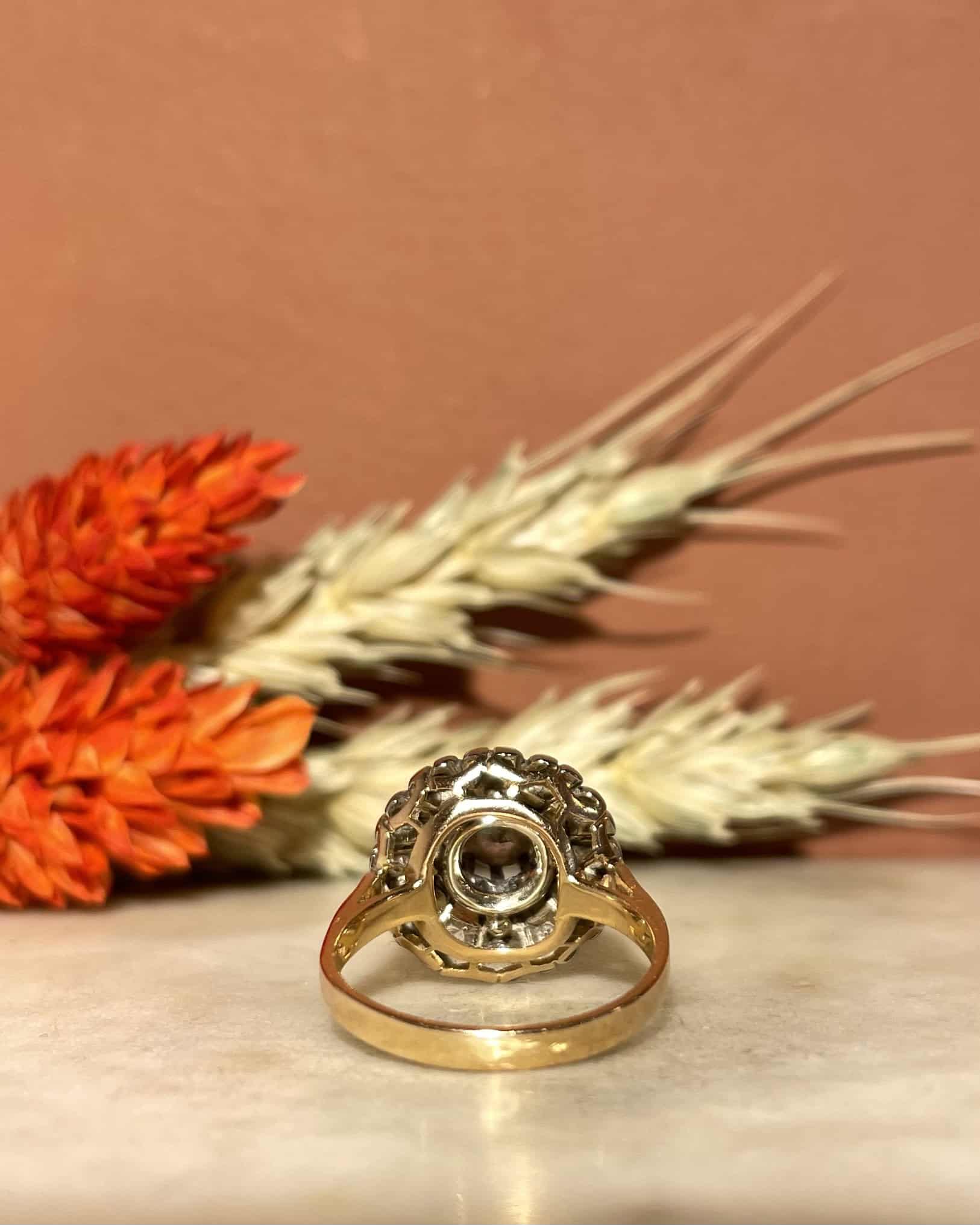 Bague Marguerite Art - Déco 13 Diamants "Emilia" - Elliade Paris