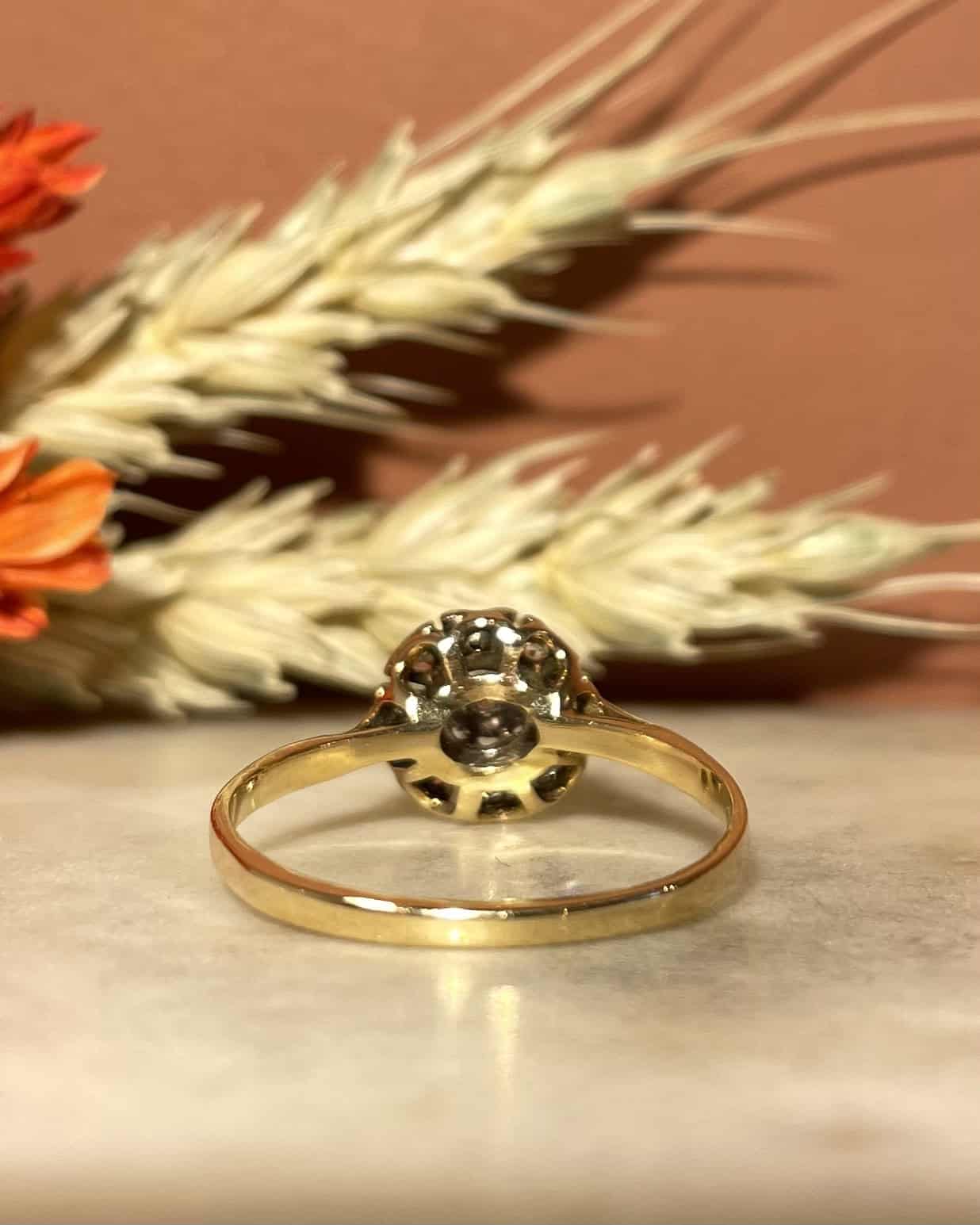 Bague Marguerite Art - Déco 9 Diamants "Aurélia" - Elliade Paris