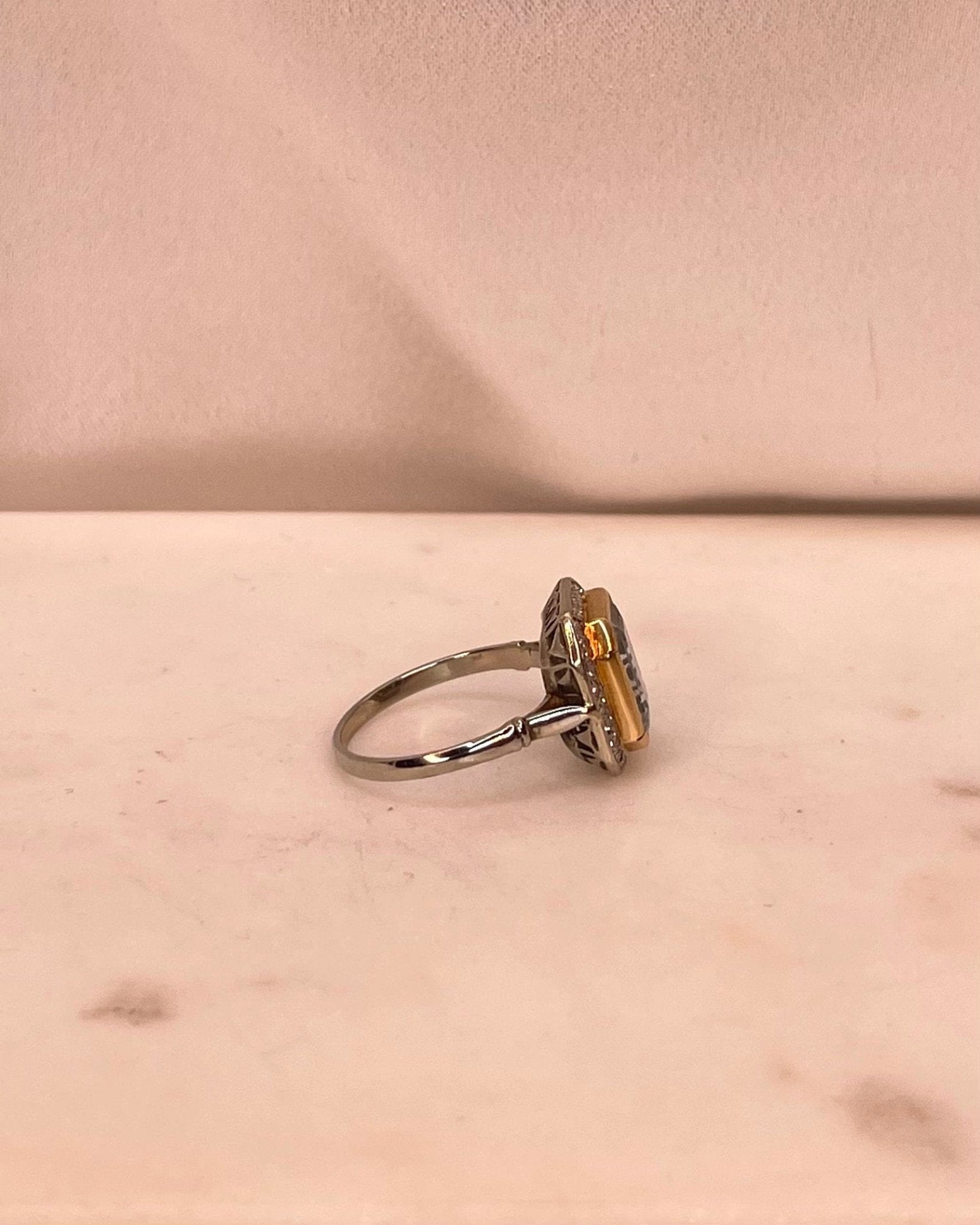 Bague Marguerite Art - Déco Aigue - Marine 3.45 carats &amp; 26 Diamants "Revon" - Elliade Paris