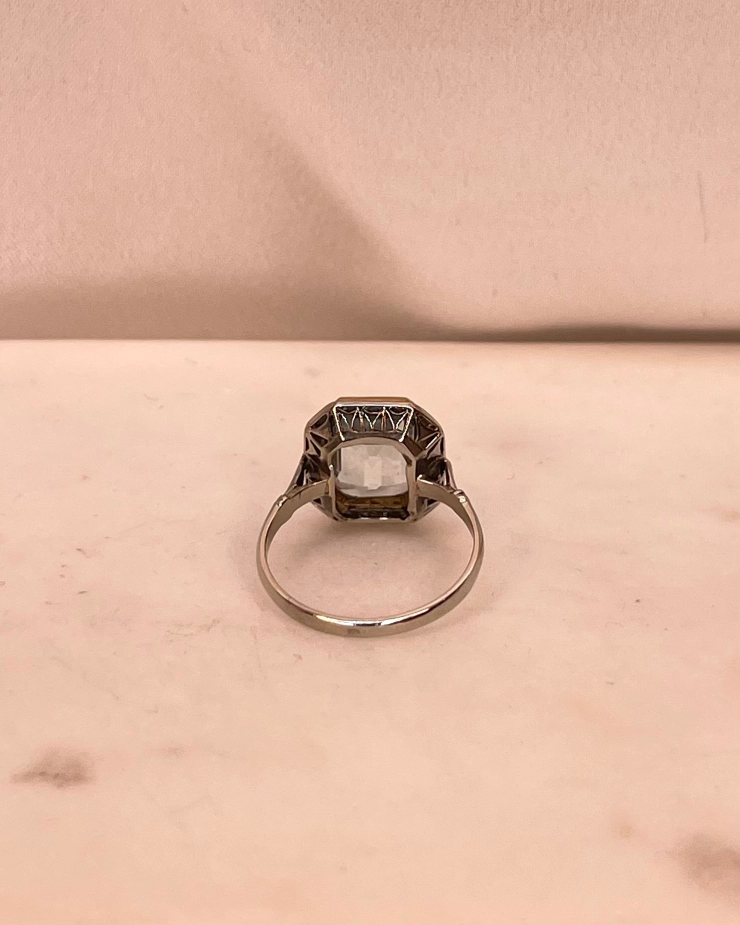 Bague Marguerite Art - Déco Aigue - Marine 3.45 carats &amp; 26 Diamants &quot;Revon&quot; - Elliade Paris