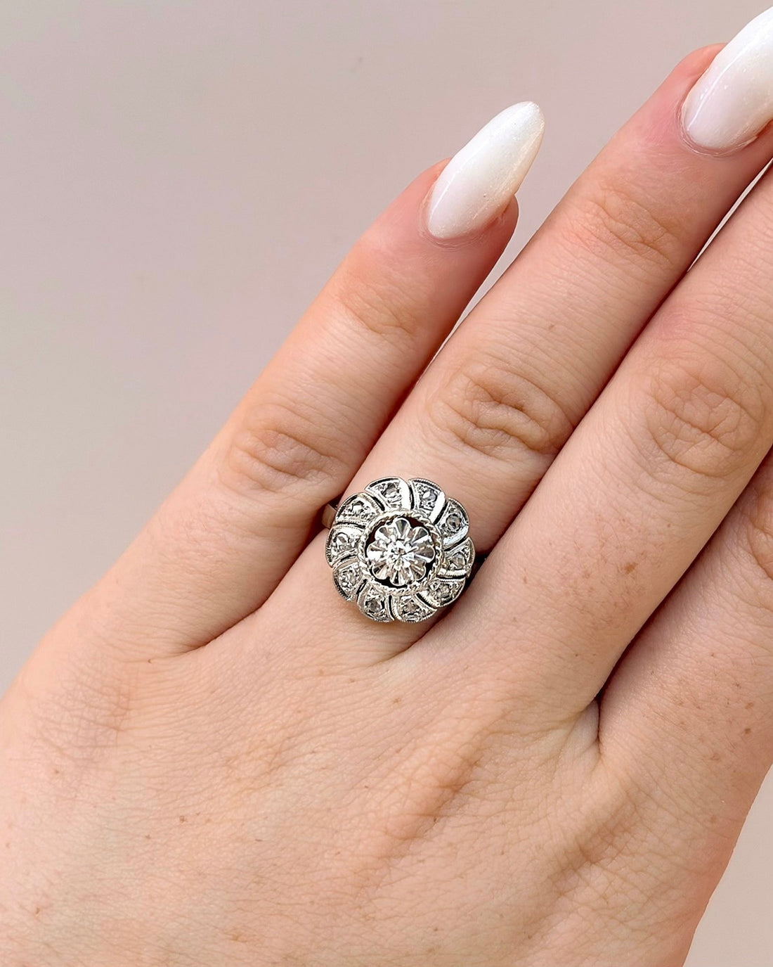 Bague Marguerite Art-Déco Diamants 0.28 carat "Aude" - Elliade Paris