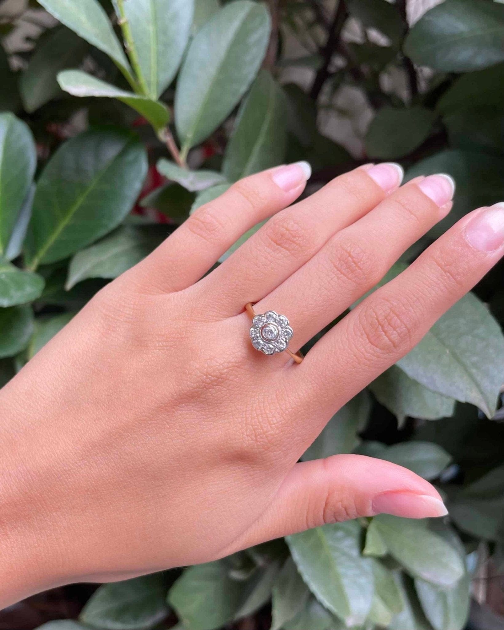 Bague Marguerite Art - Déco Diamants 0.60 carat "Adley" - Elliade Paris