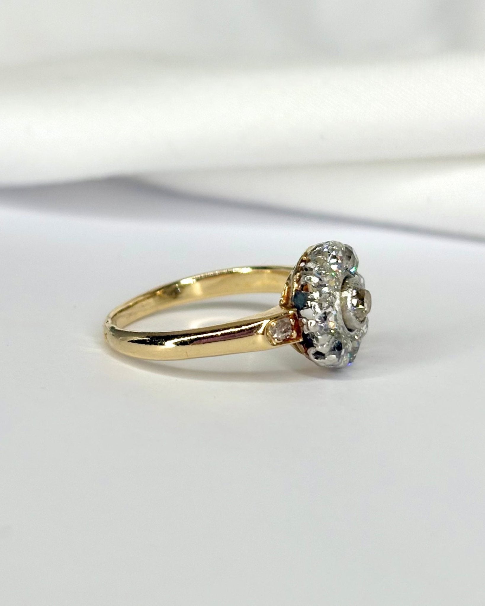 Bague Marguerite Art Déco Diamants 0.65 carat "Gladys" - Elliade Paris