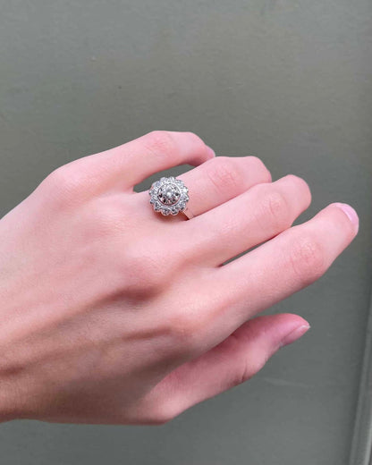 Bague Marguerite Art - Déco Diamants 0.66 carat &quot;Kyra&quot; - Elliade Paris