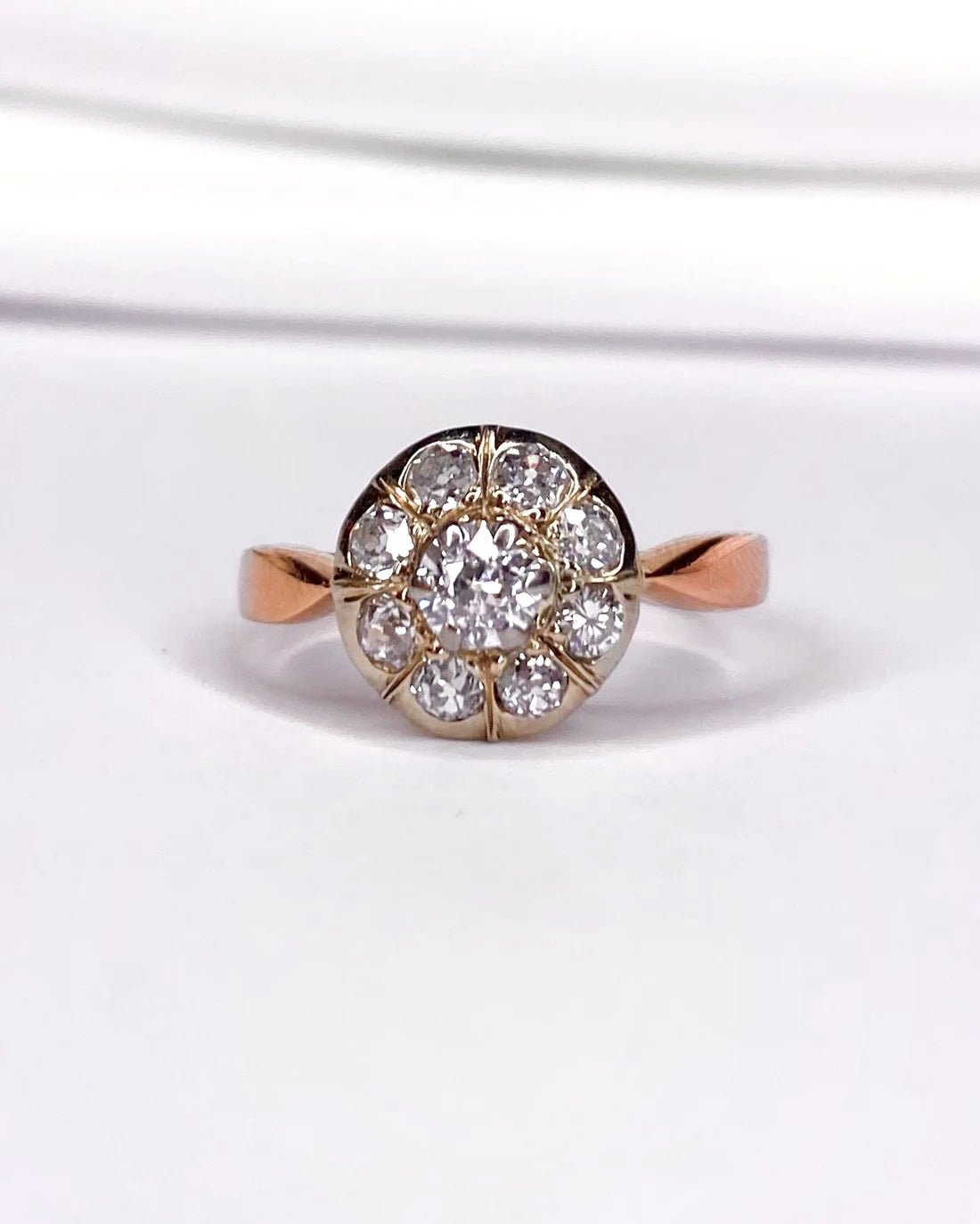 Bague Marguerite Art - Déco Diamants 0.70 carat "Sam" - Elliade Paris