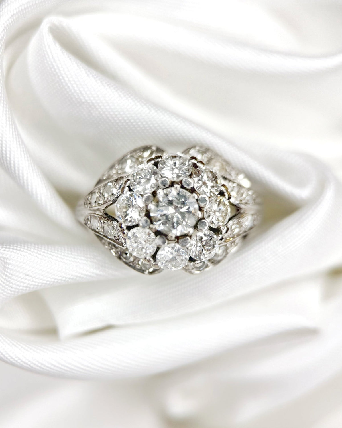 Bague Marguerite Art-Déco Diamants "Christelle" - Elliade Paris