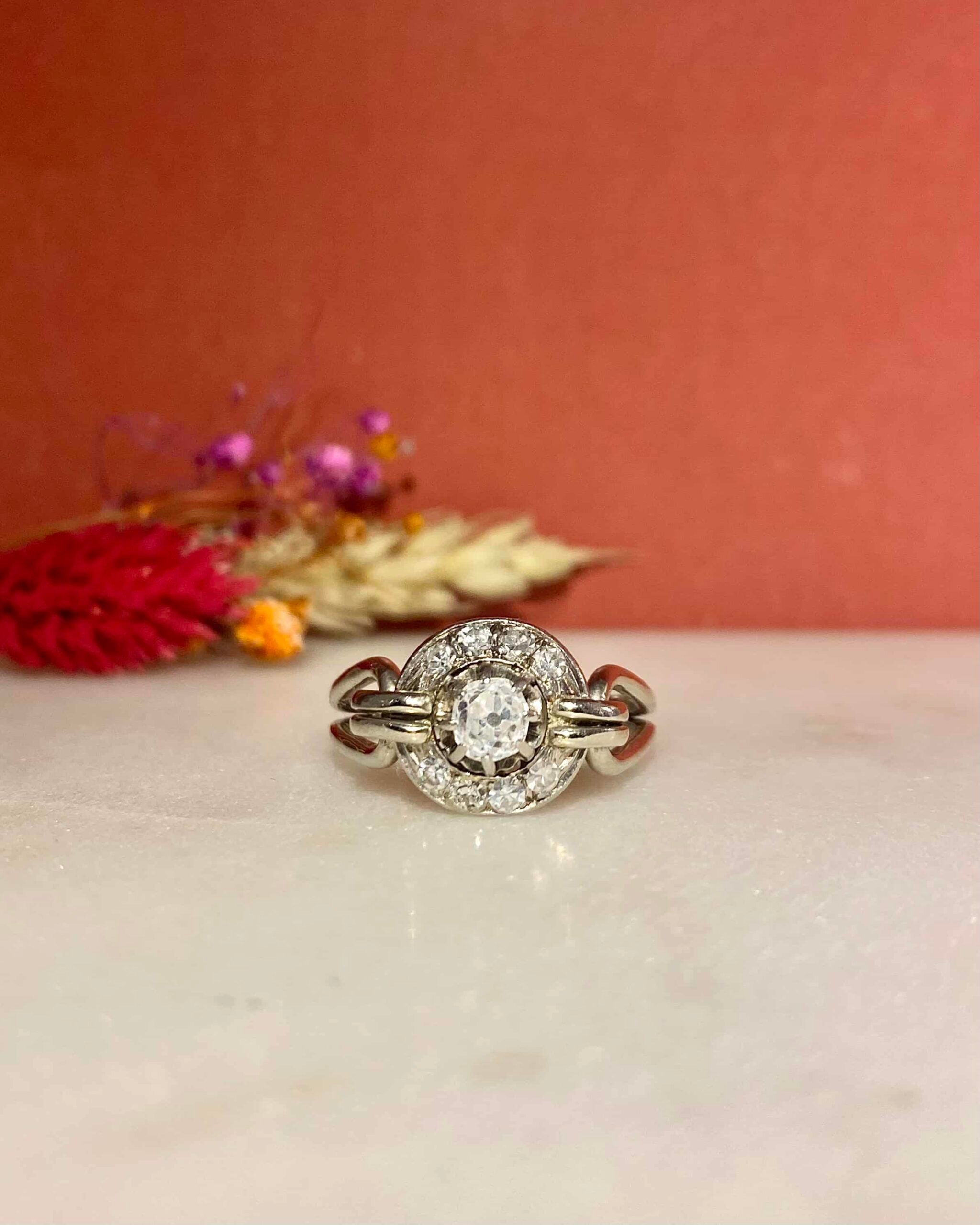 Anillo de diamantes Art Déco de 0,54 quilates "Yvonne"