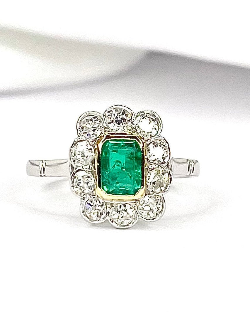 Bague Marguerite Art-Déco Émeraude 0.56 carat &amp; Diamants 0.55 carat "Flore" - Elliade Paris