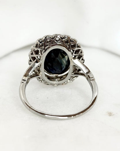 Bague Marguerite Art Déco Saphir 3.40 carats &amp; Diamants 0.40 carat &quot;Edmée&quot; - Elliade Paris