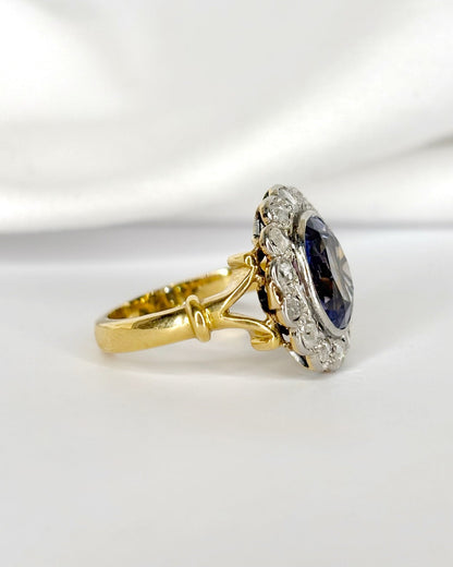 Bague Marguerite Art Déco Saphir 3.40 carats &amp; Diamants "Edmée" - Elliade Paris