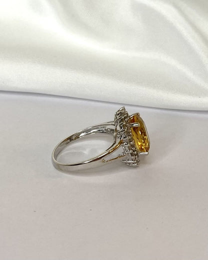 Bague Marguerite Citrine 2.84 carats &amp; 48 Diamants "Sol" - Elliade Paris