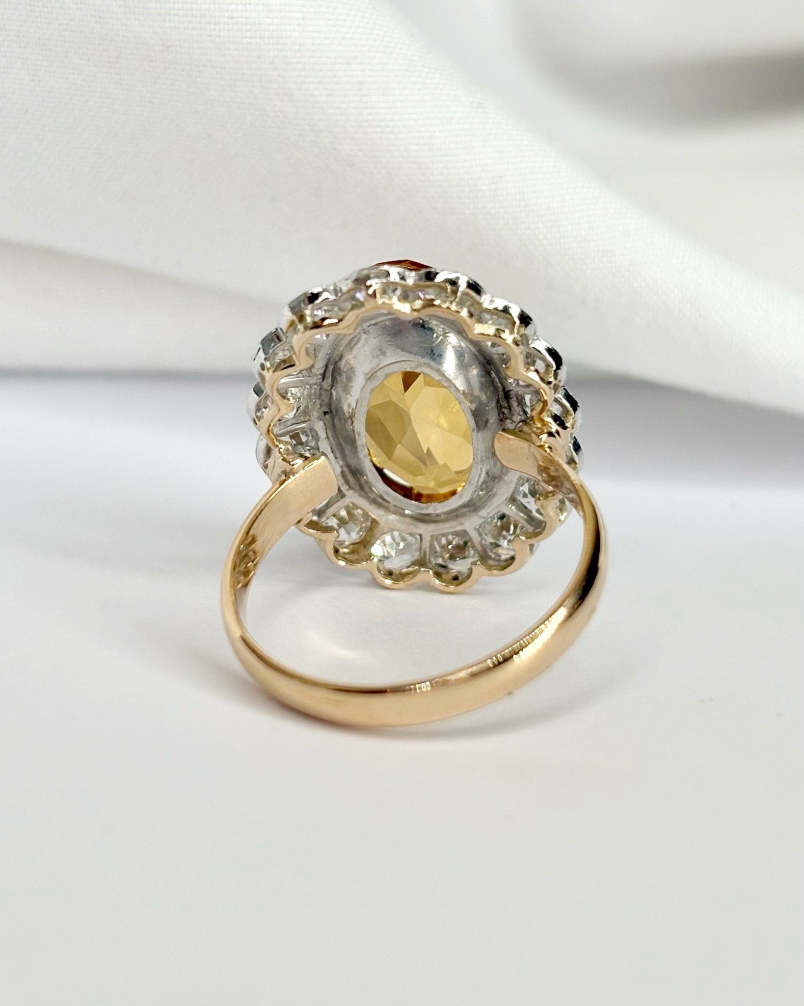 Bague Marguerite Citrine 6 carats &amp; Diamants 1.60 carat "Soumia" - Elliade Paris
