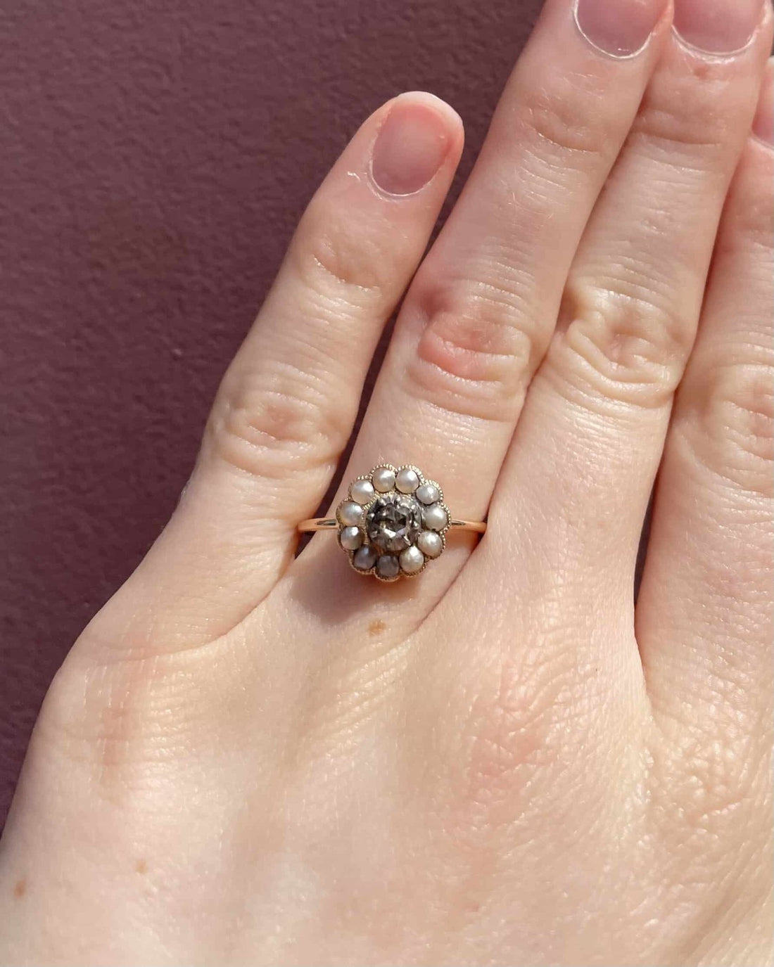 Bague Marguerite Diamant 0.10 carat &amp; Perles &quot;Edina&quot; - Elliade Paris
